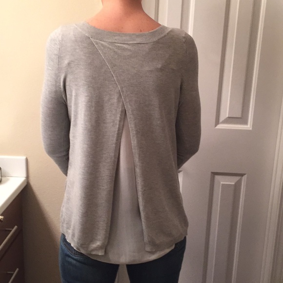 Light weight sweater. Chiffon court out detail. - Picture 2 of 3